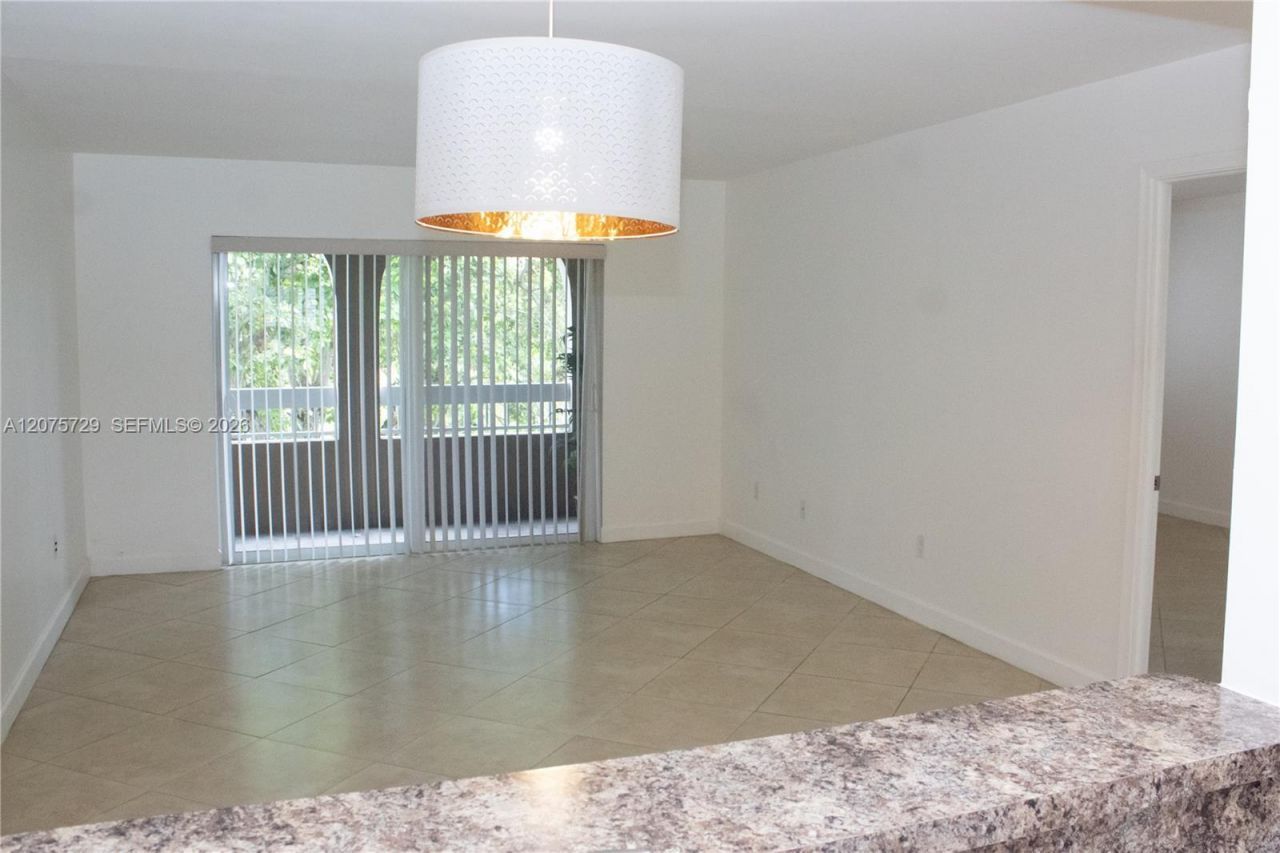 7860 Camino Real , Unit L-406, Miami, FL 33143 Photo