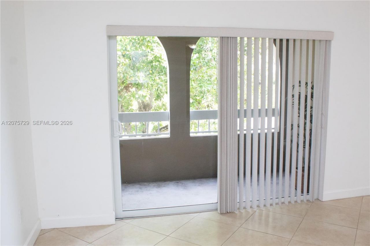 7860 Camino Real , Unit L-406, Miami, FL 33143 Photo