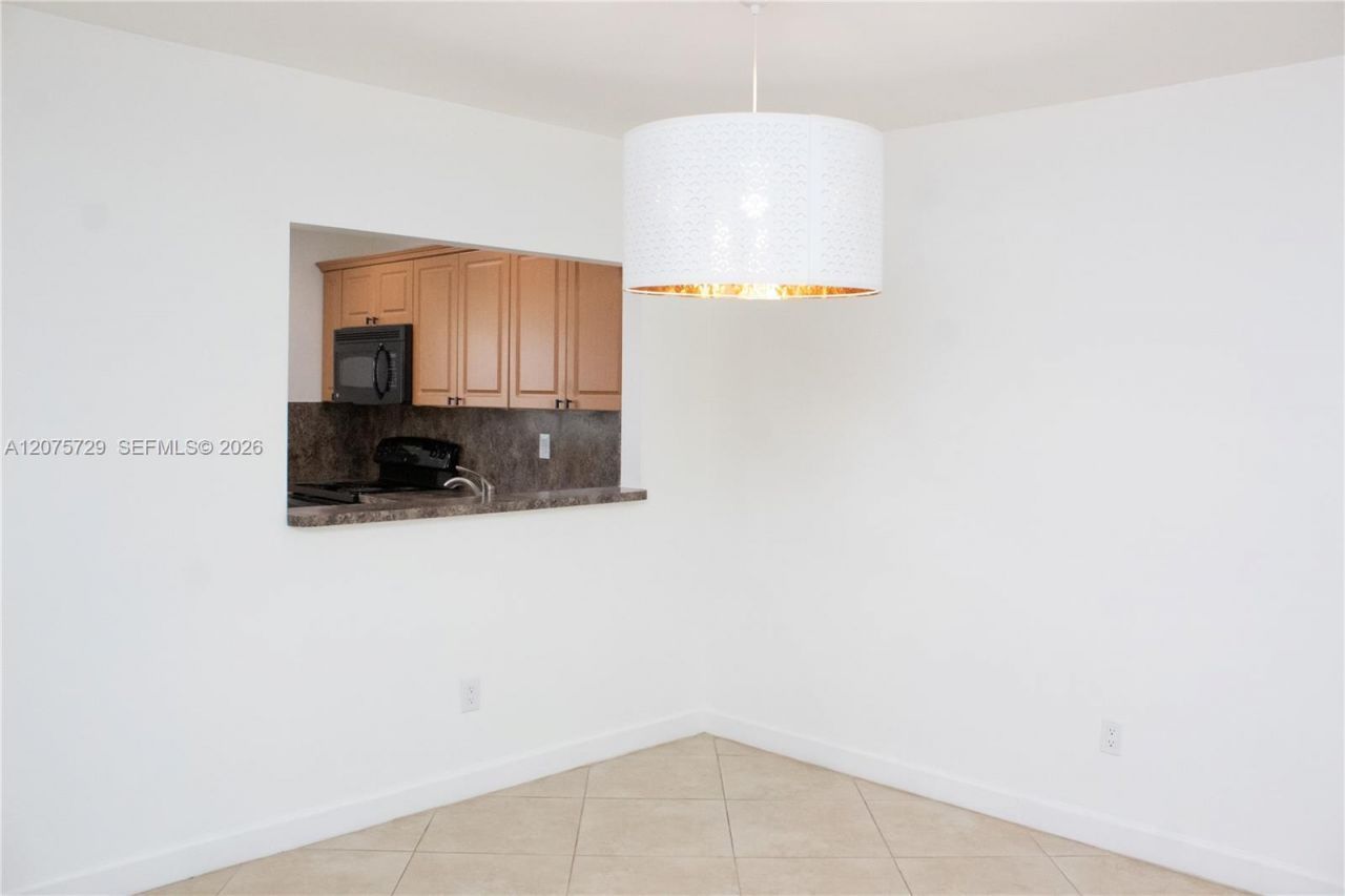 7860 Camino Real , Unit L-406, Miami, FL 33143 Photo