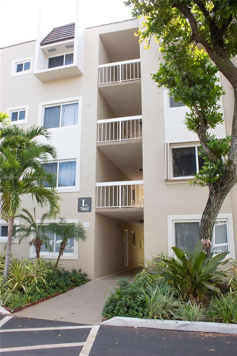 7860 Camino Real , Unit L-406, Miami, FL 33143 Photo