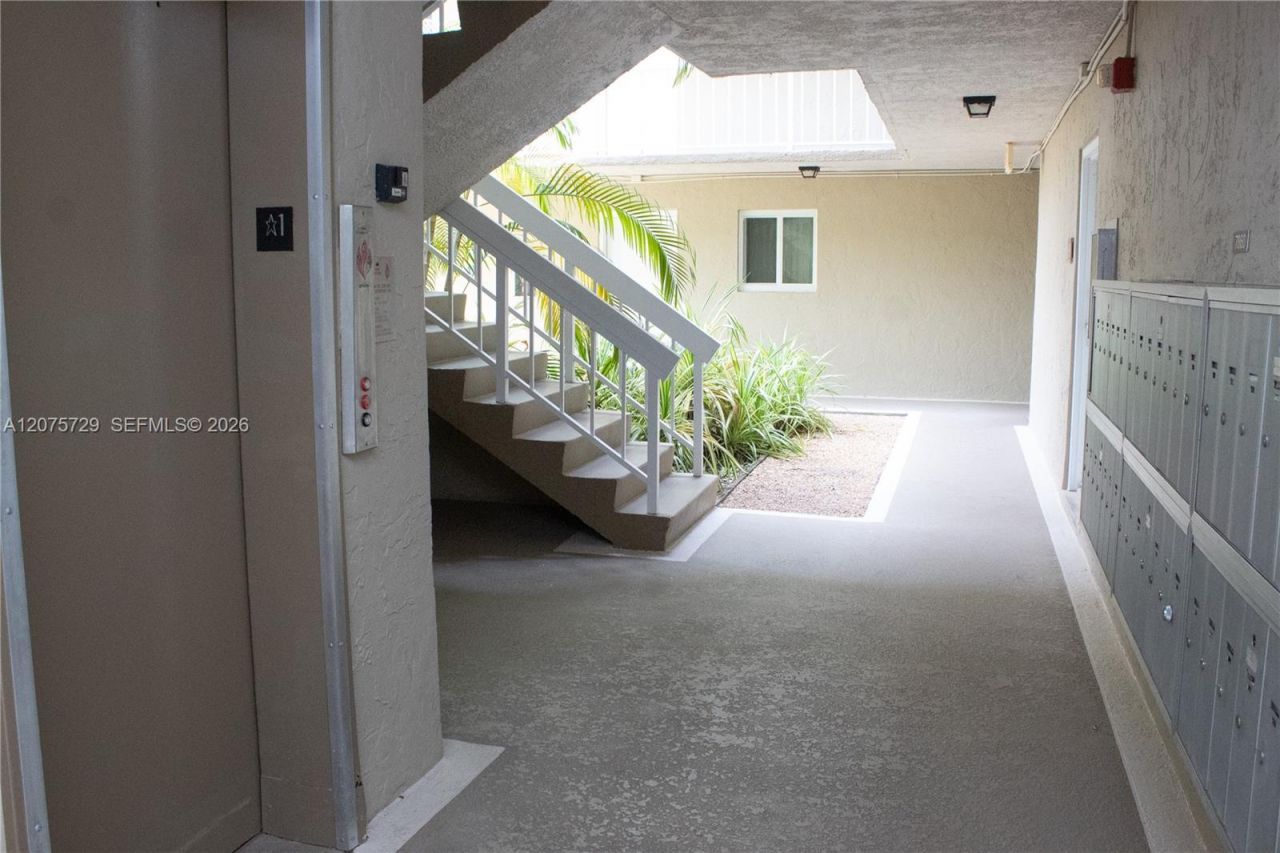 7860 Camino Real , Unit L-406, Miami, FL 33143 Photo