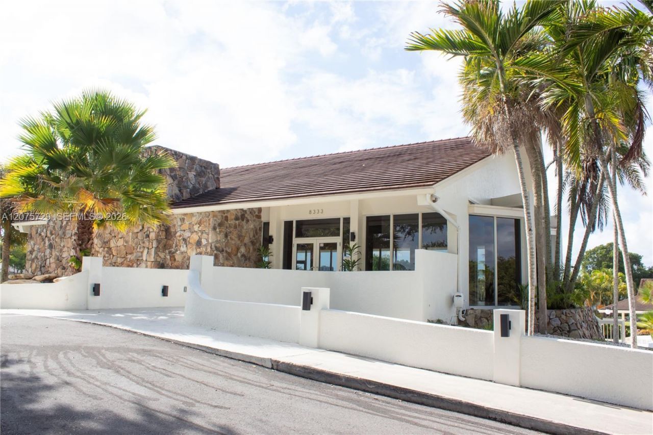 7860 Camino Real , Unit L-406, Miami, FL 33143 Photo