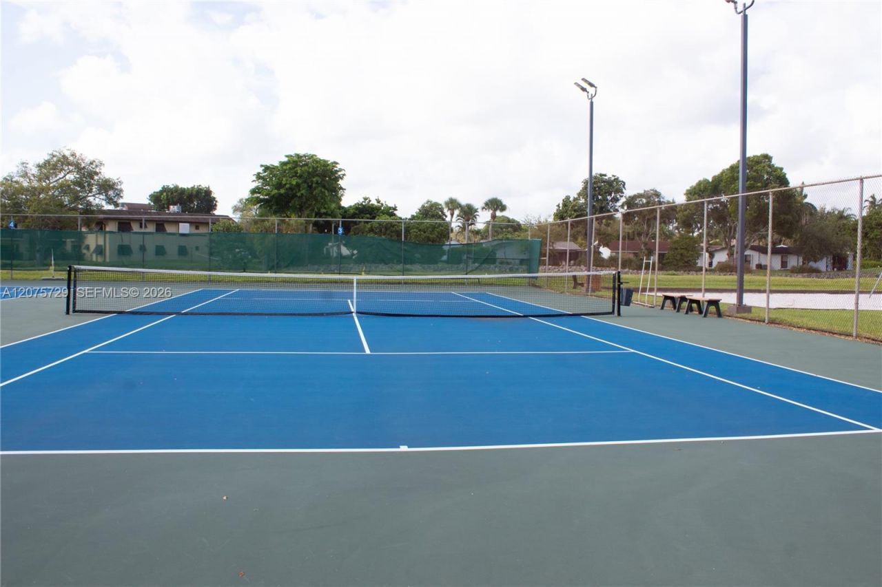 7860 Camino Real , Unit L-406, Miami, FL 33143 Photo