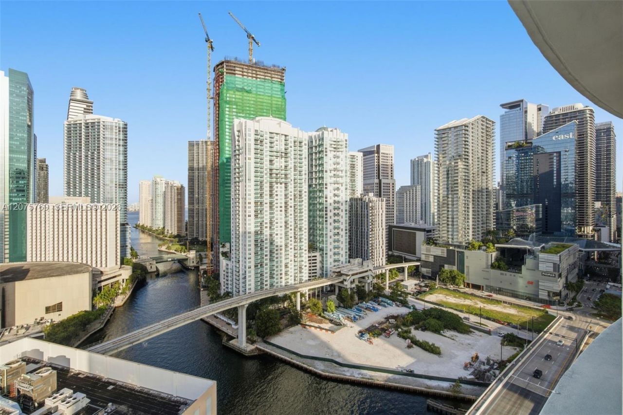 350 S Miami Ave , Unit 2601, Miami, FL 33130 Photo
