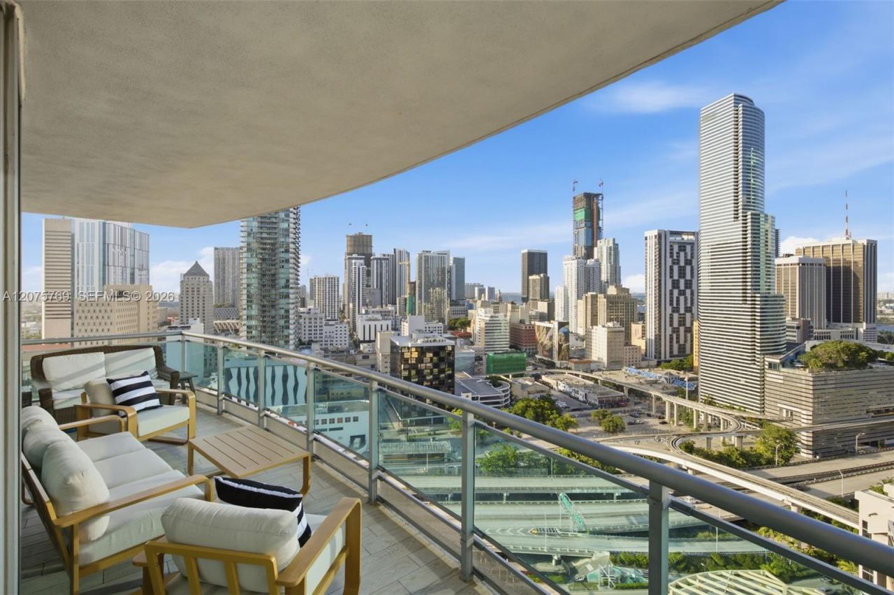 350 S Miami Ave , Unit 2601, Miami, FL 33130 Photo
