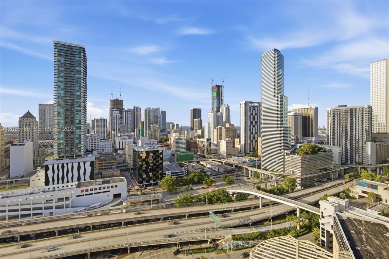 350 S Miami Ave , Unit 2601, Miami, FL 33130 Photo
