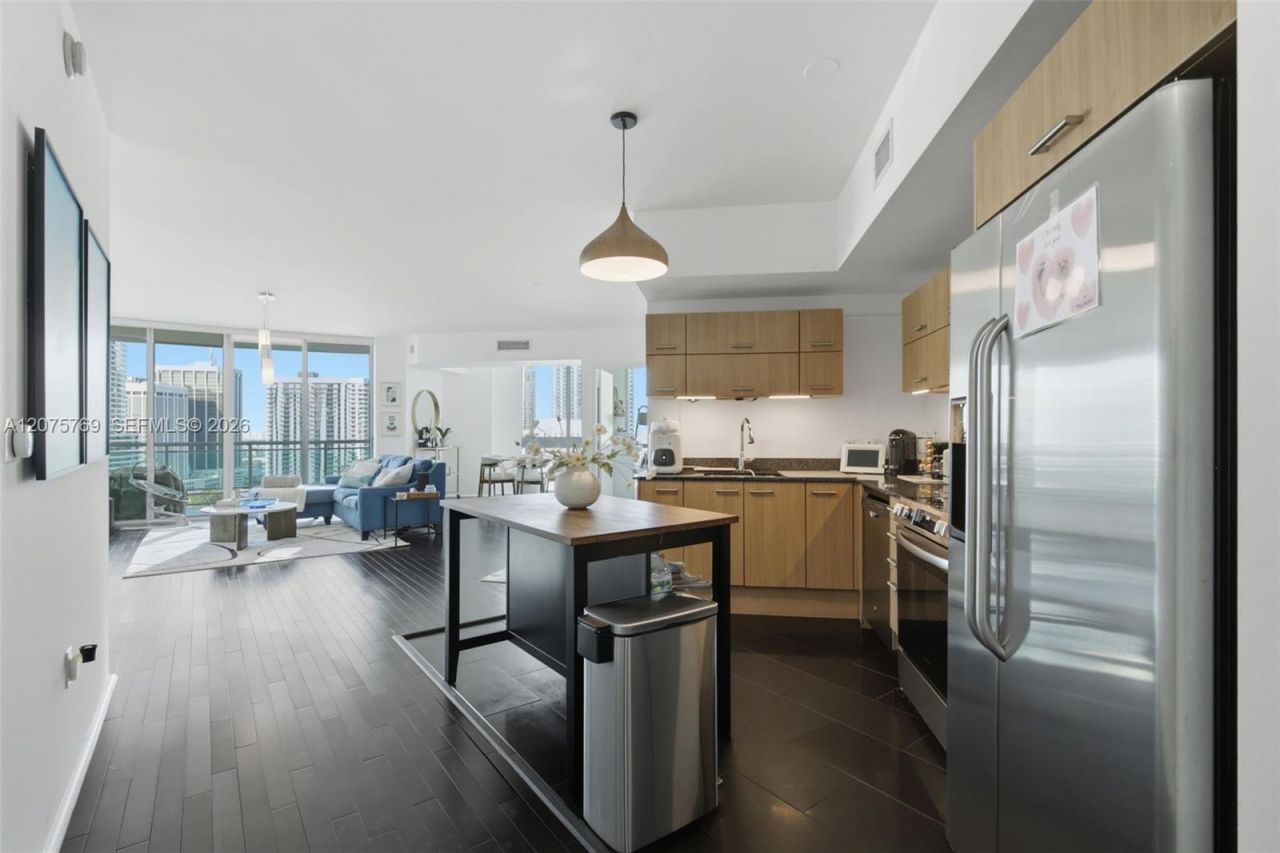 350 S Miami Ave , Unit 2601, Miami, FL 33130 Photo