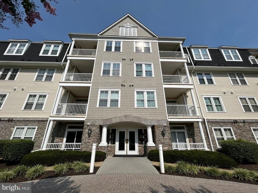 2500 Waterside Drive, Unit 316, Frederick, MD 21701 Main Photo