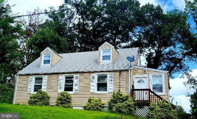 7018 TAYLOR, HYATTSVILLE, MD 20784