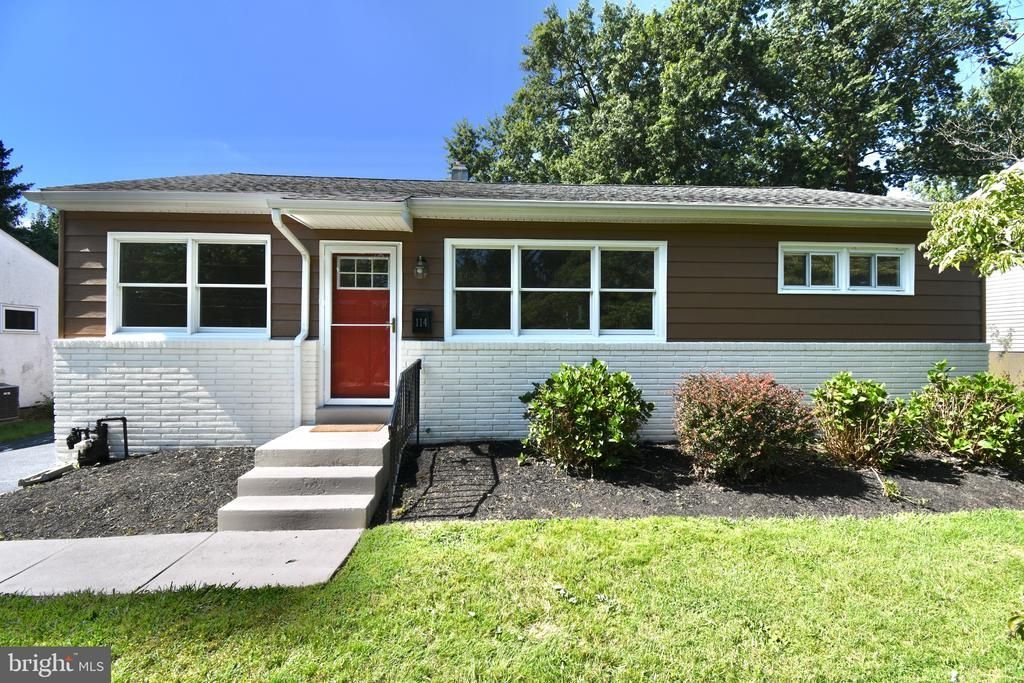 114 OVERLOOK , WILLOW GROVE, PA 19090