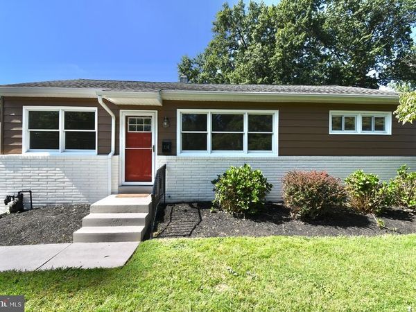 114 OVERLOOK, WILLOW GROVE, PA 19090