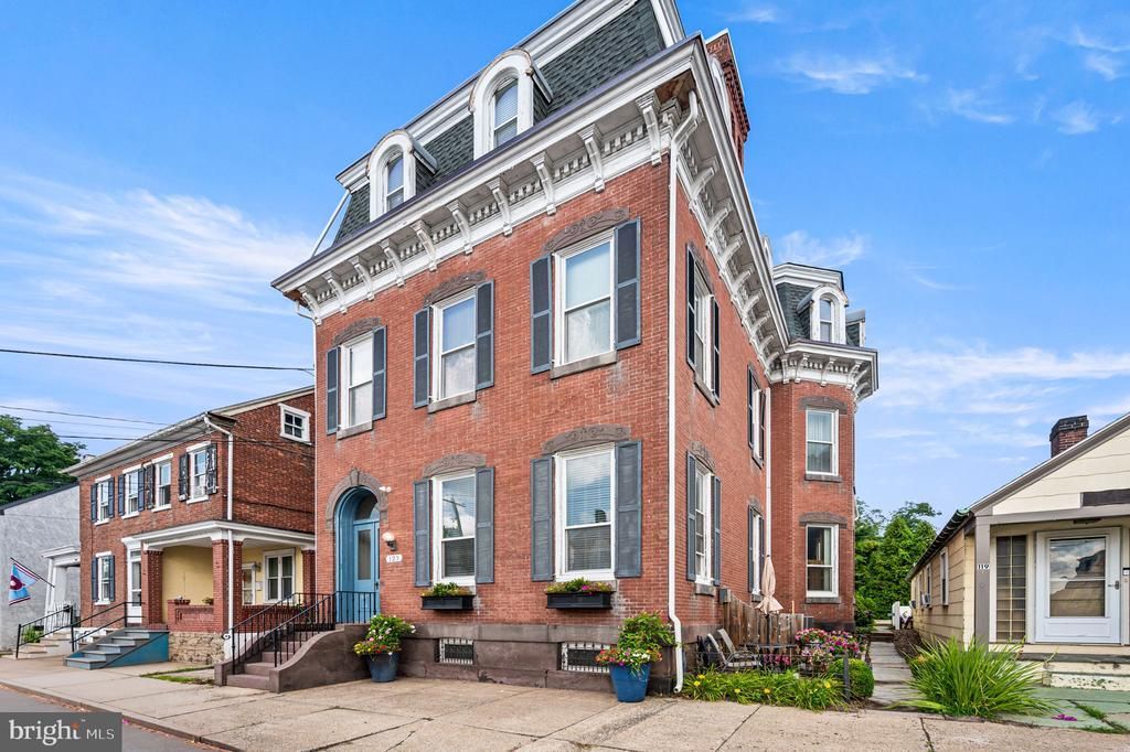 123 W PHILADELPHIA AVENUE, BOYERTOWN, PA 19512