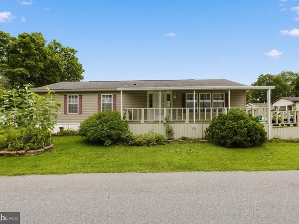 414 OAK DRIVE , GREEN LANE, PA 18054