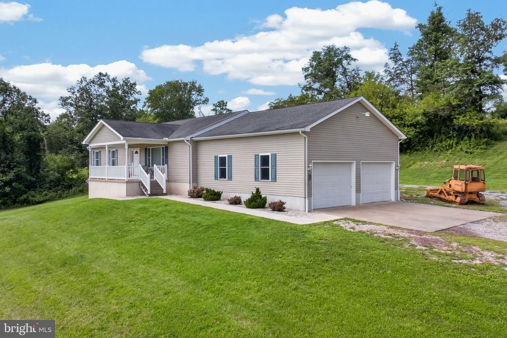 354 KRALLTOWN ROAD, WELLSVILLE, PA 17365