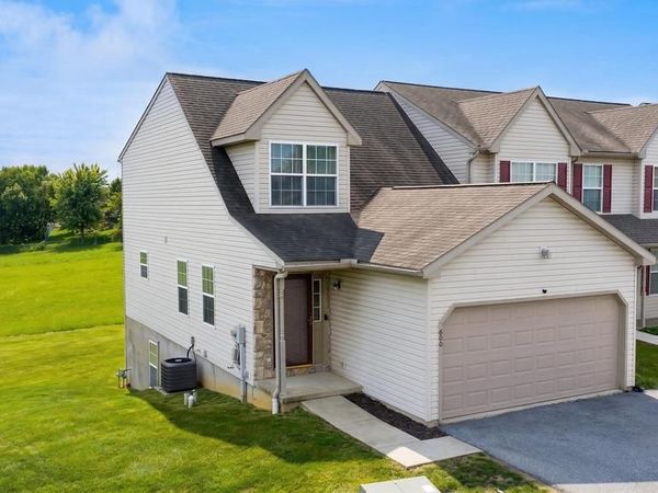 600 GLEN DRIVE , MANCHESTER, PA 17345