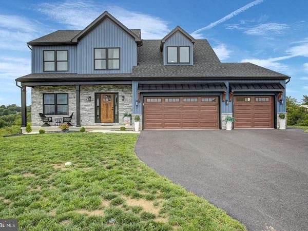 7 BRUBACKER DRIVE, CARLISLE, PA 17013