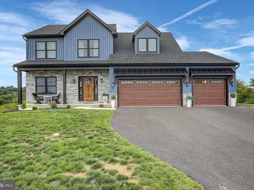 7 Brubacker Drive, Carlisle, PA 17013 Main Photo