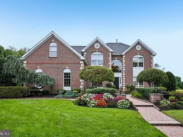 217 COUNTRY CLUB DRIVE, MOORESTOWN, NJ 08057