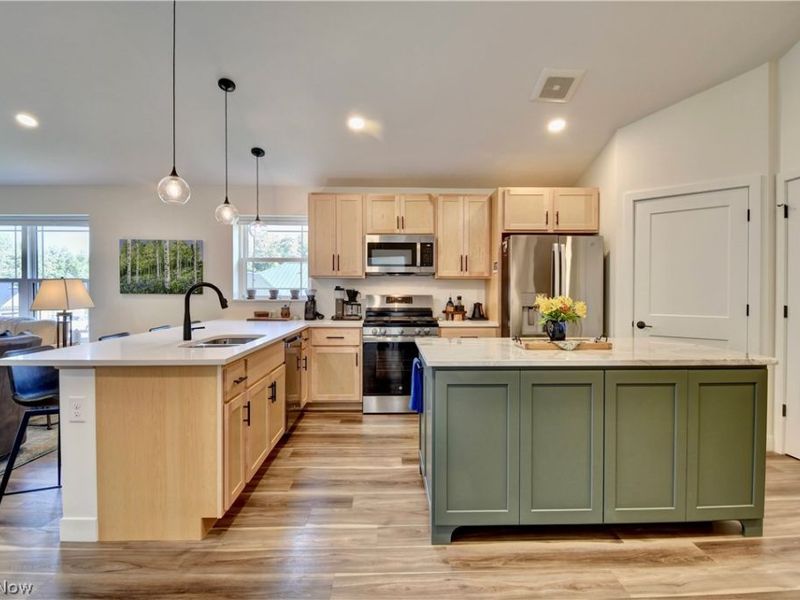 1014 Beech Avenue, Millersburg, OH 44654 Photo 4