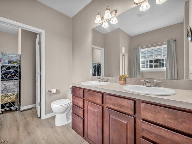 9036 Morgan Circle, North Ridgeville, OH 44039 Photo 13