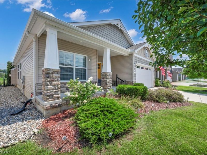 9036 Morgan Circle, North Ridgeville, OH 44039 Photo 2