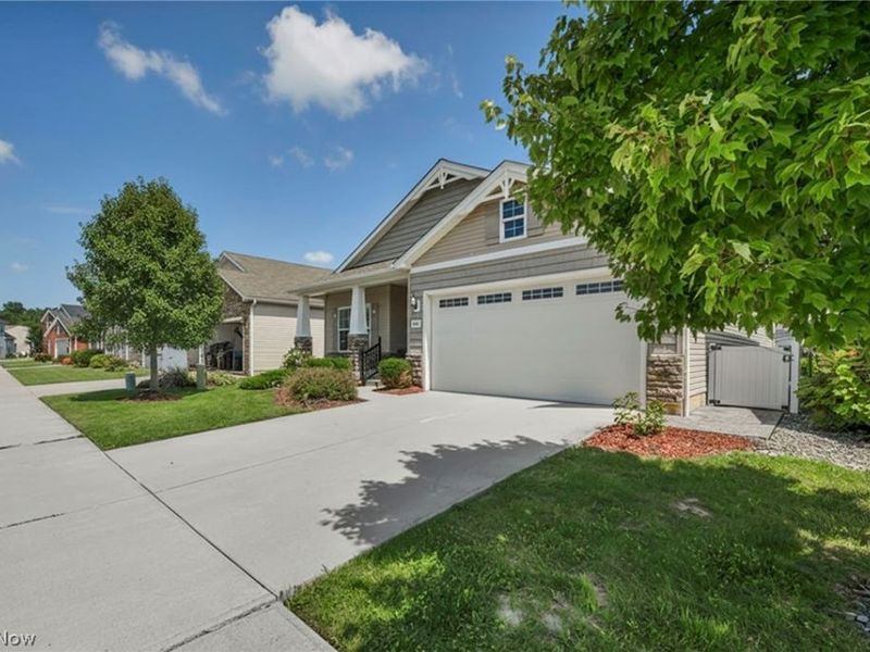 9036 Morgan Circle, North Ridgeville, OH 44039 Photo 3