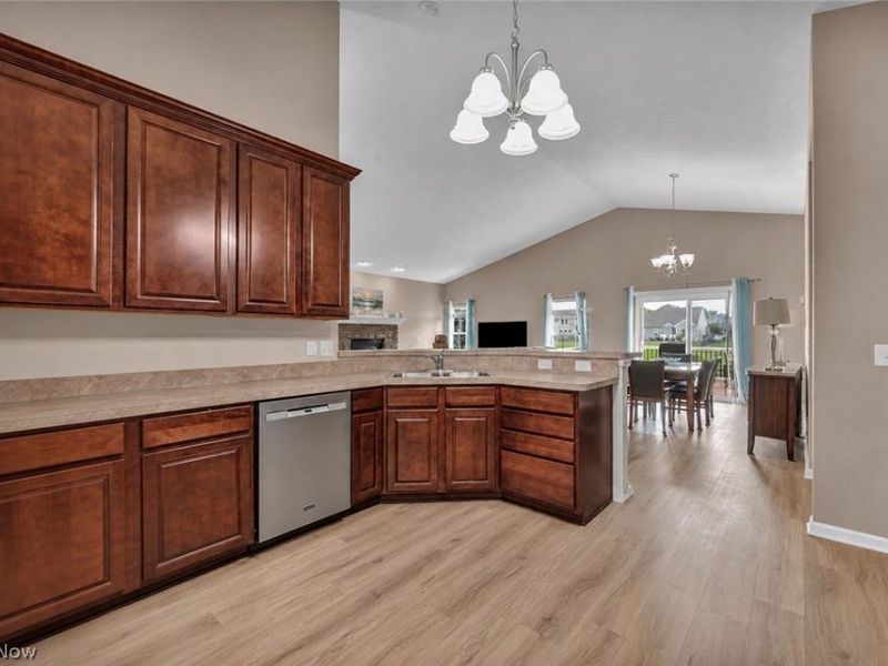 9036 Morgan Circle, North Ridgeville, OH 44039 Photo 7