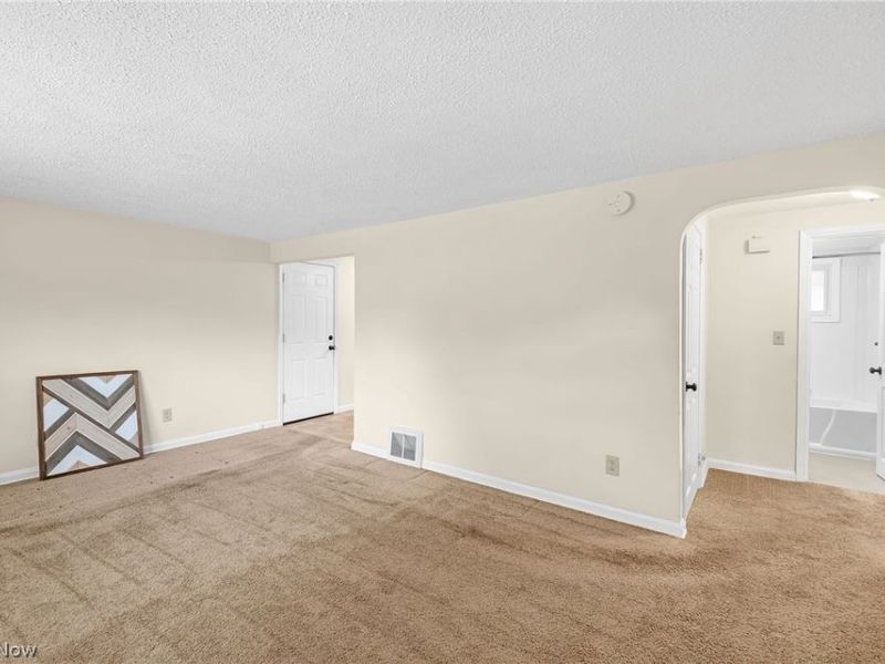 324 Viking Street NW, North Canton, OH 44720 Photo 5