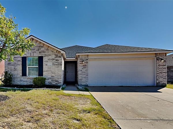 1256 Boxwood Lane, Burleson, TX 76028