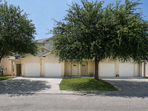 7810 Kingsbury Wood, San Antonio, TX 78240