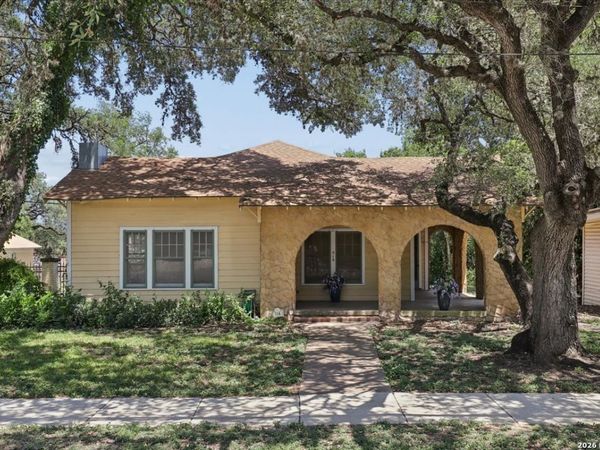 514 S MAIN ST, Lockhart, TX 78644