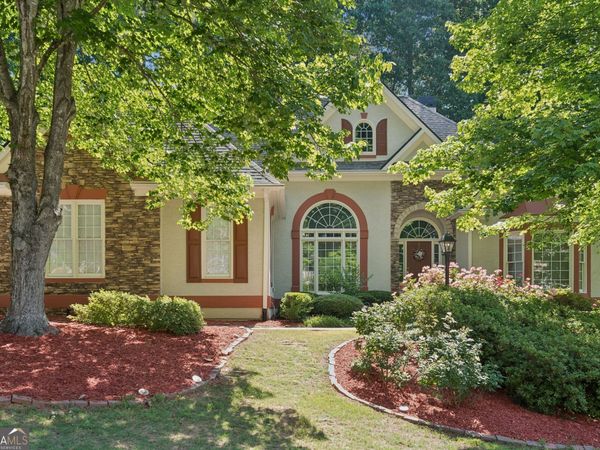 1611 Flowering Dogwood Drive, Powder Springs, GA 30127