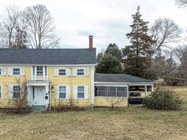 362 Middle Road , Bayport, NY 11705