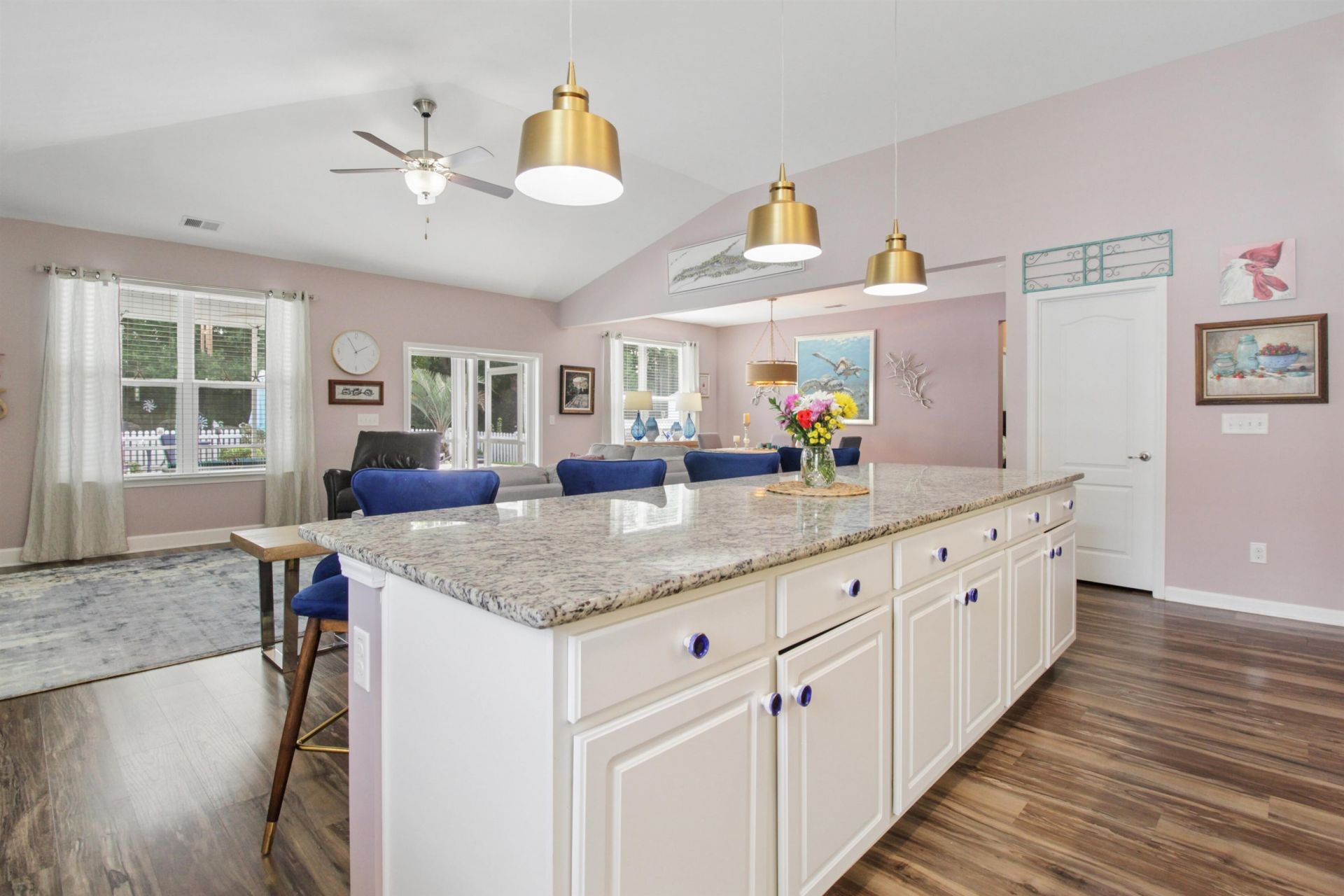 221 Copper Leaf Dr. Photo 6