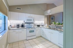 151 Wetherby Way photo 4