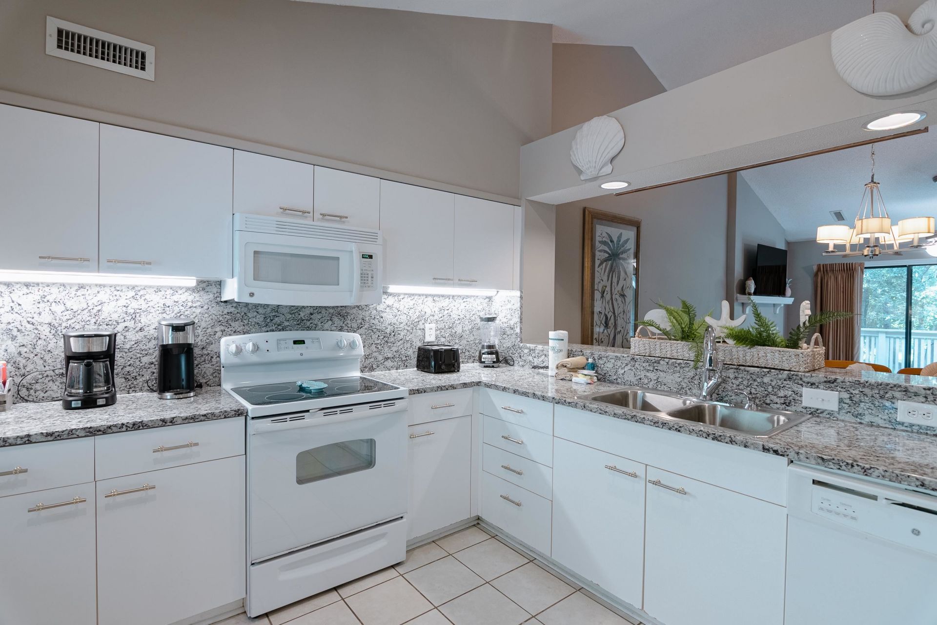 151 Wetherby Way Photo 6