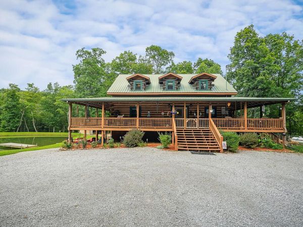 137 Allen Way, Crossville, TN 38572
