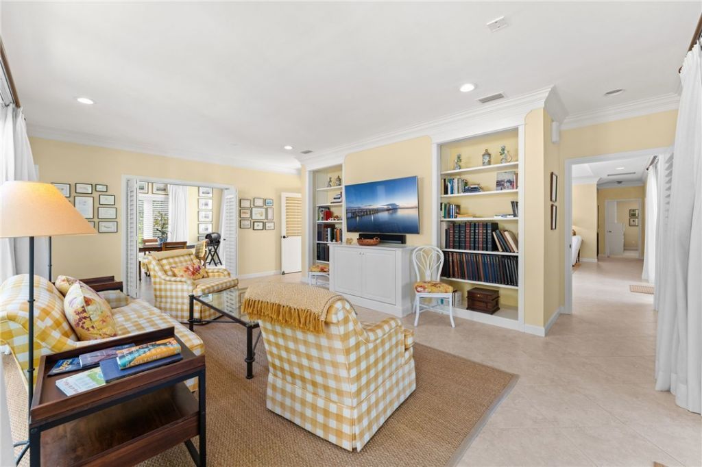 625 Riomar Drive, Vero Beach, FL 32963 Photo