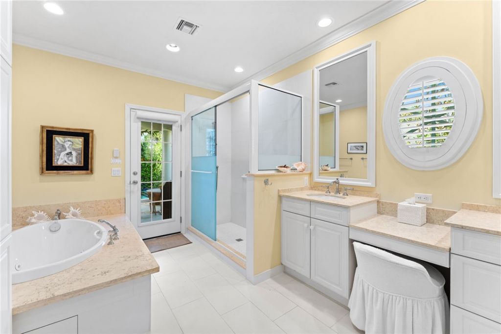 625 Riomar Drive, Vero Beach, FL 32963 Photo