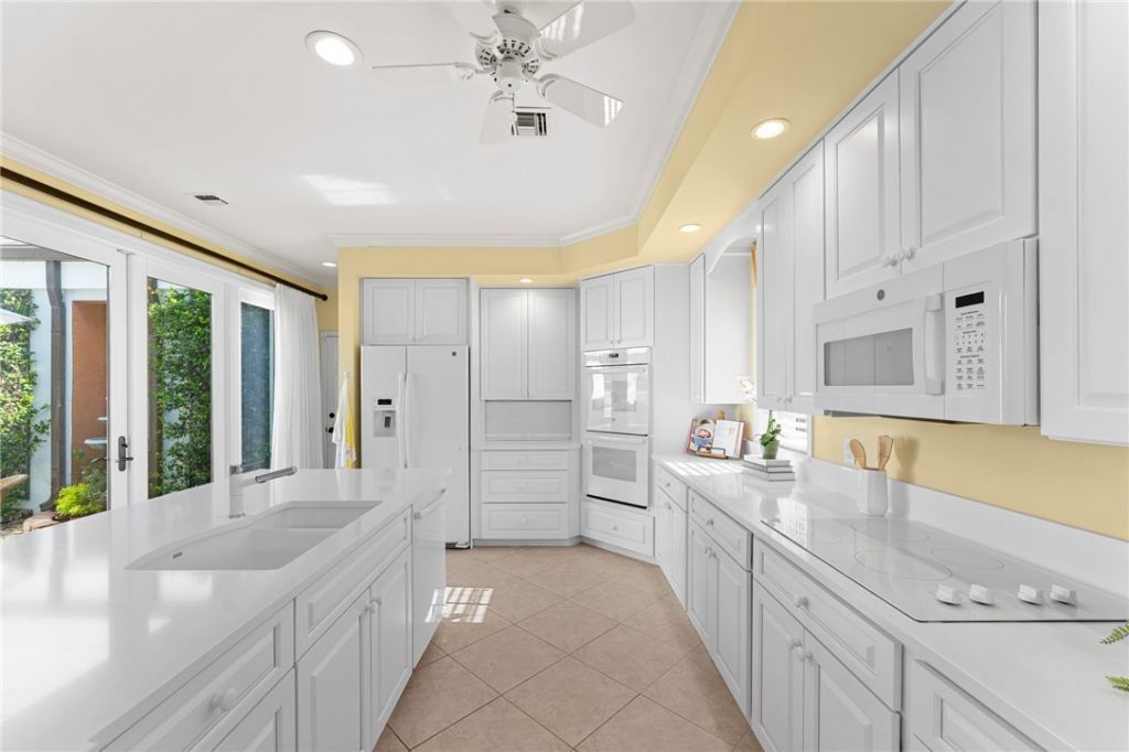 625 Riomar Drive, Vero Beach, FL 32963 Photo