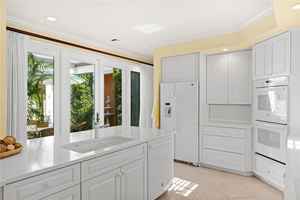 625 Riomar Drive, Vero Beach, FL 32963 Photo