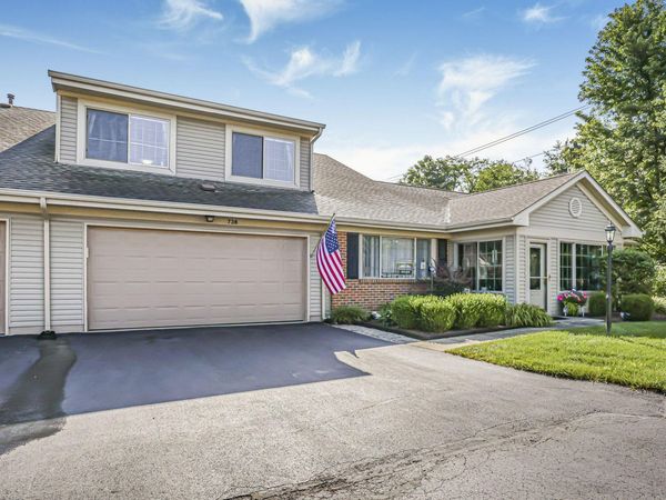 738 Windsor Lane, Heath, OH 43056