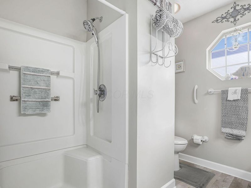 738 Windsor Lane, Heath, OH 43056 Photo 24