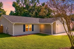 109 Pullman Avenue photo 4