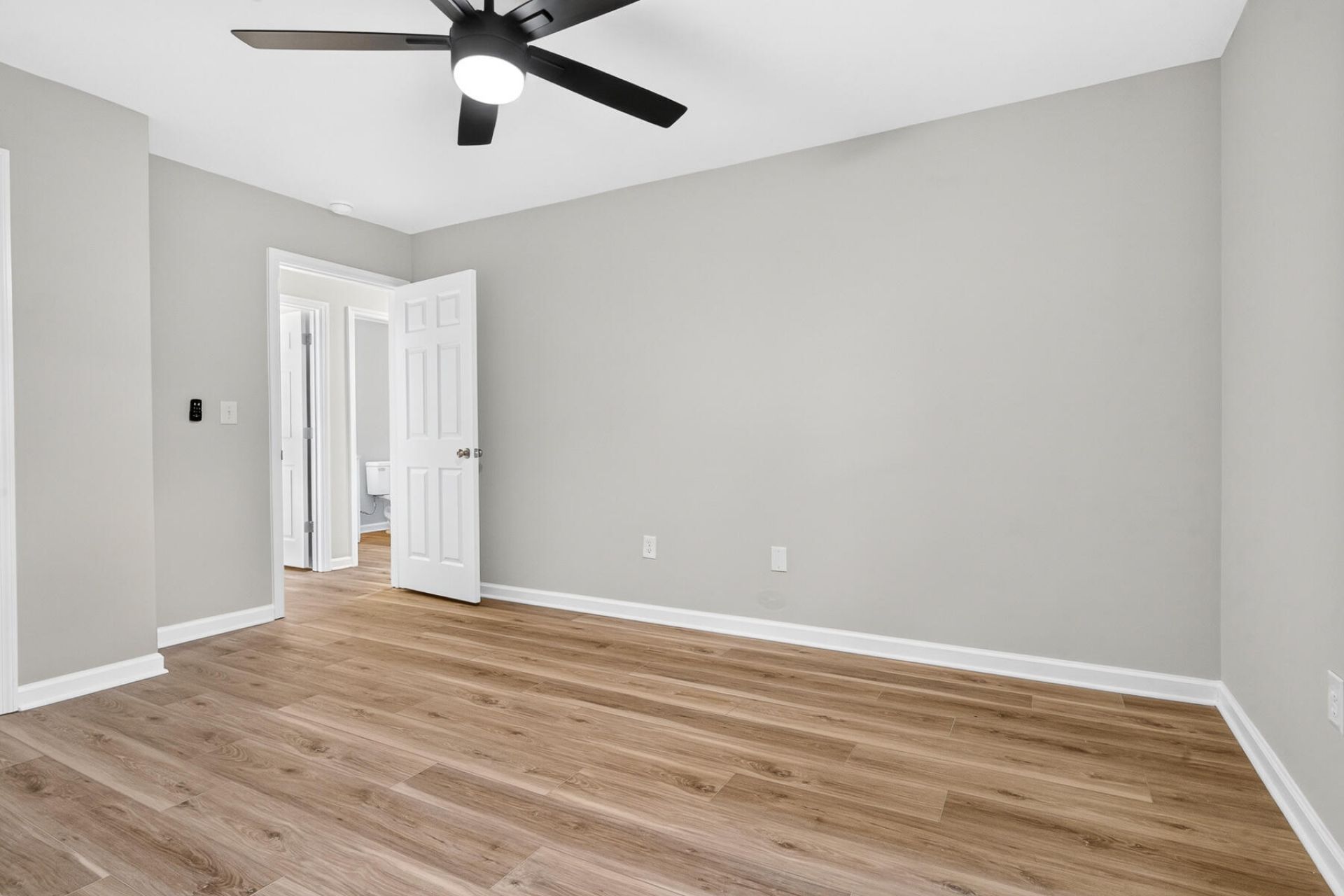 109 Pullman Avenue Photo 26