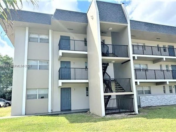 7911 N Colony Cir N , Unit 202, Tamarac, FL 33321