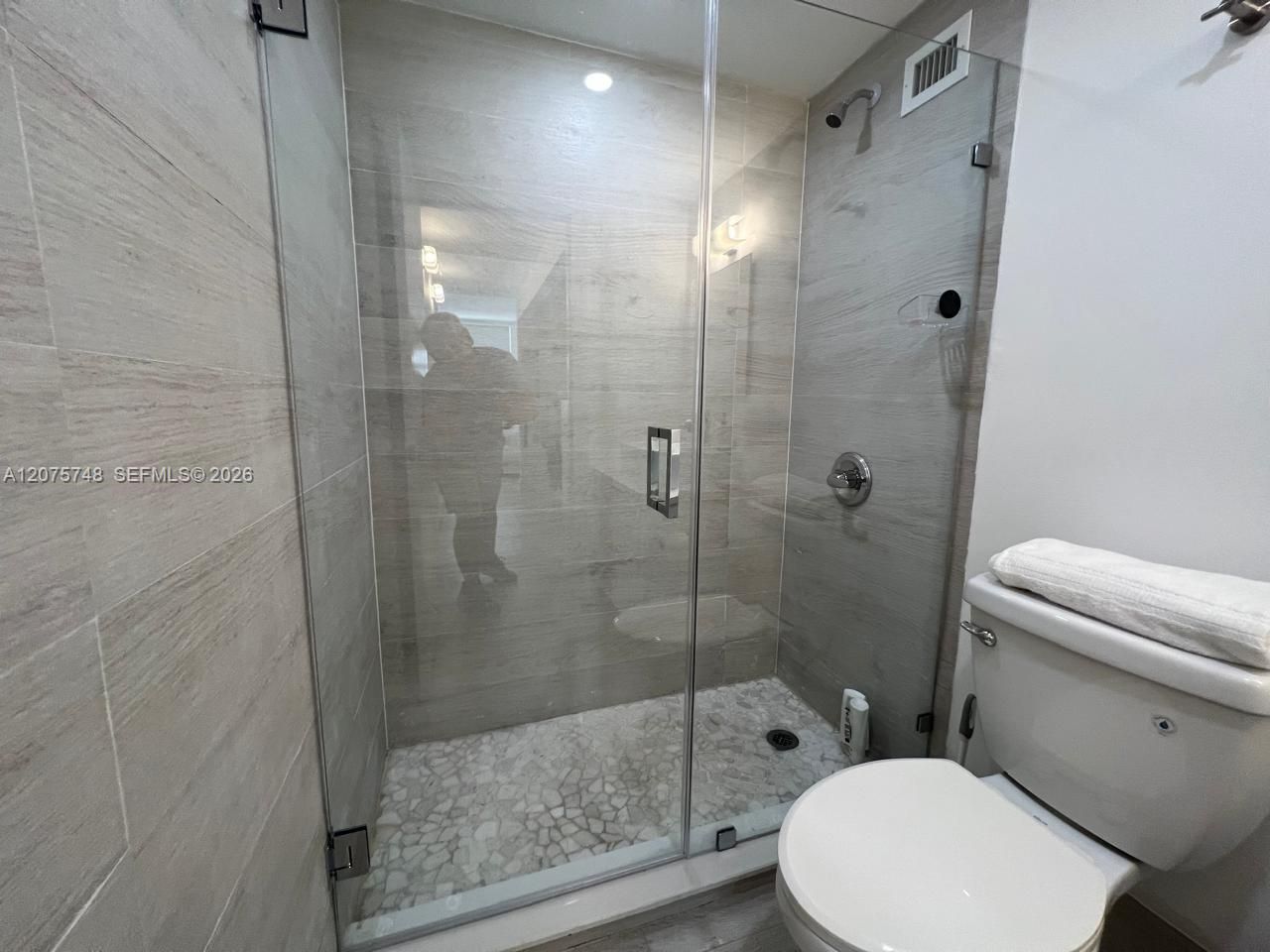 5601 Collins Ave , Unit 412A, Miami Beach, FL 33140 Photo