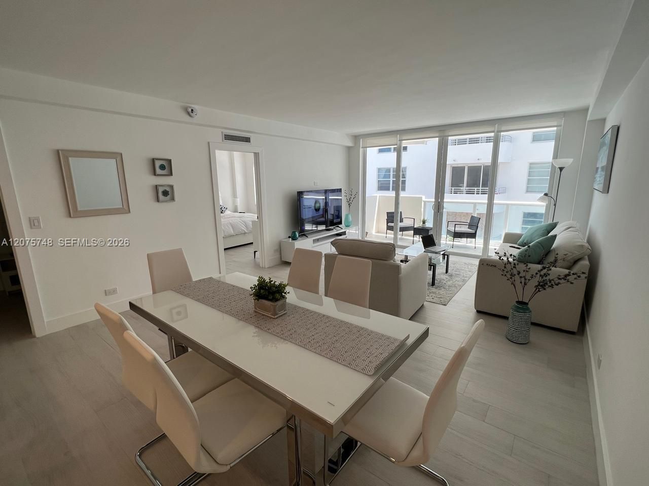 5601 Collins Ave , Unit 412A, Miami Beach, FL 33140 Photo