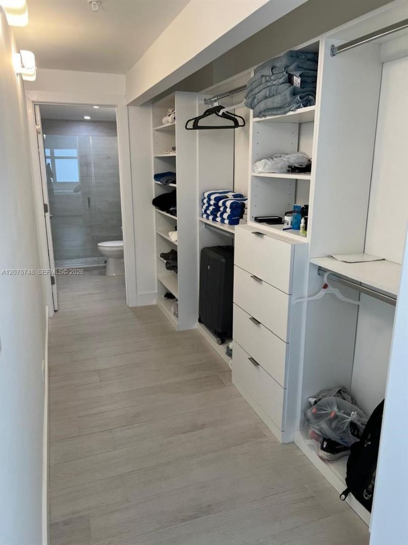 5601 Collins Ave , Unit 412A, Miami Beach, FL 33140 Photo