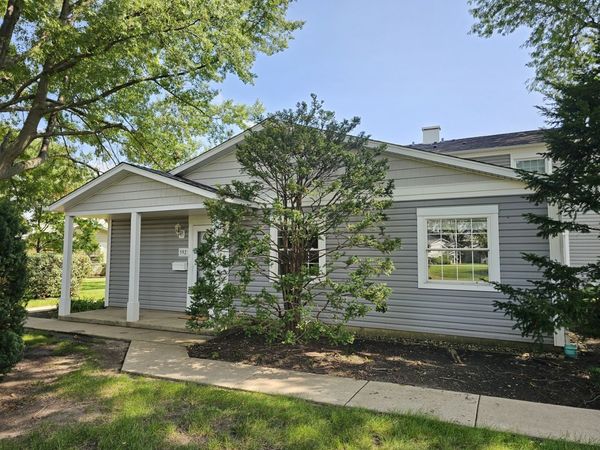 592 LOTUS Court , Unit 114-A, Wheeling, IL 60090